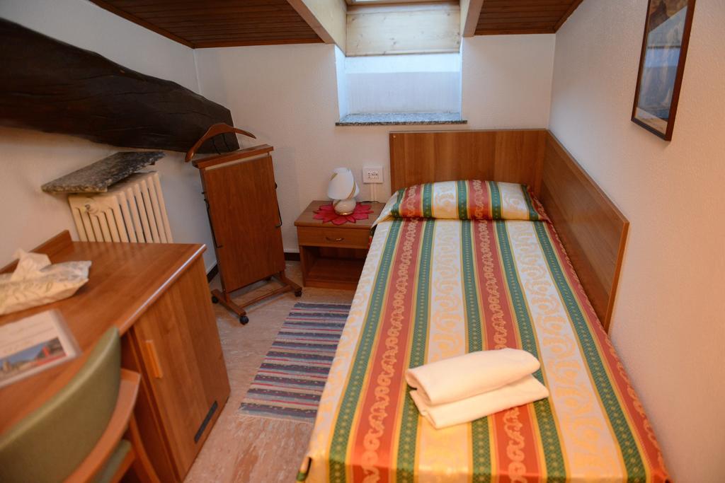 Albergo Altavilla Tirano Kültér fotó